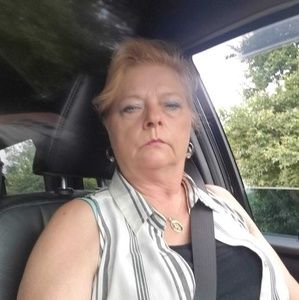 Meet your Posher, Robyn